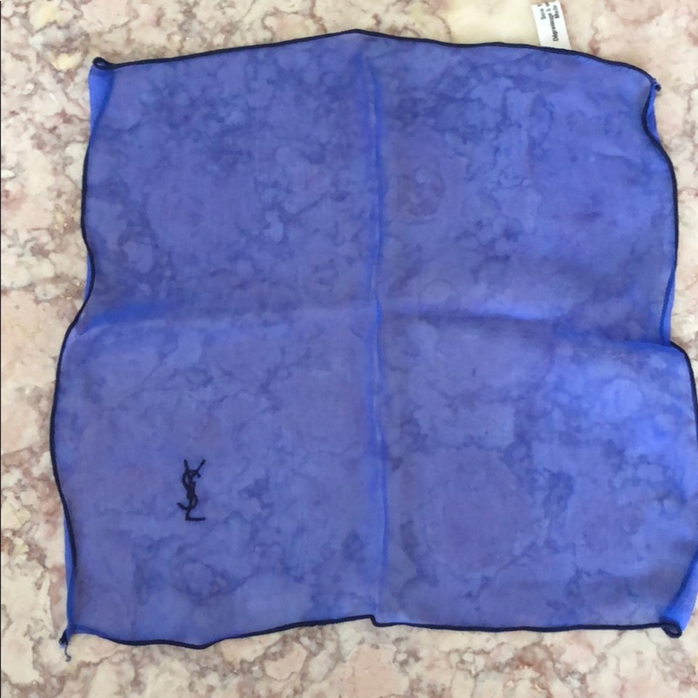 vintage ysl silk scarf💫💫